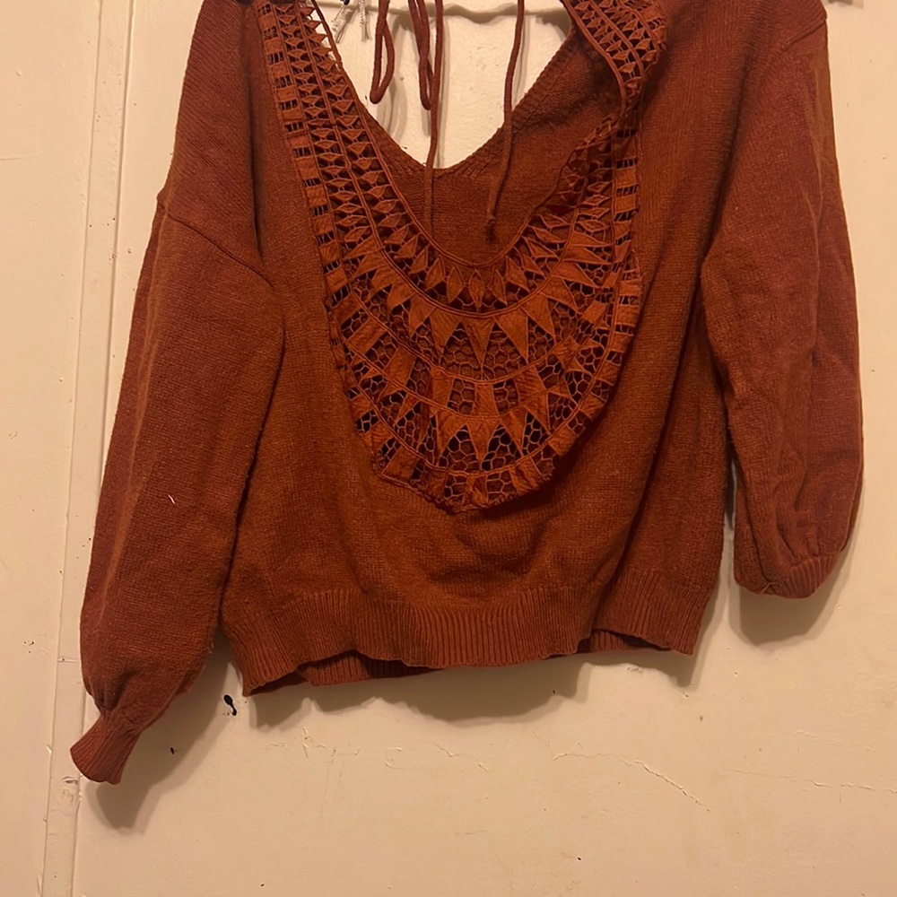 Blue be cut off sweater size medium large